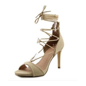 Mix no. 6 lace up Rosa heel